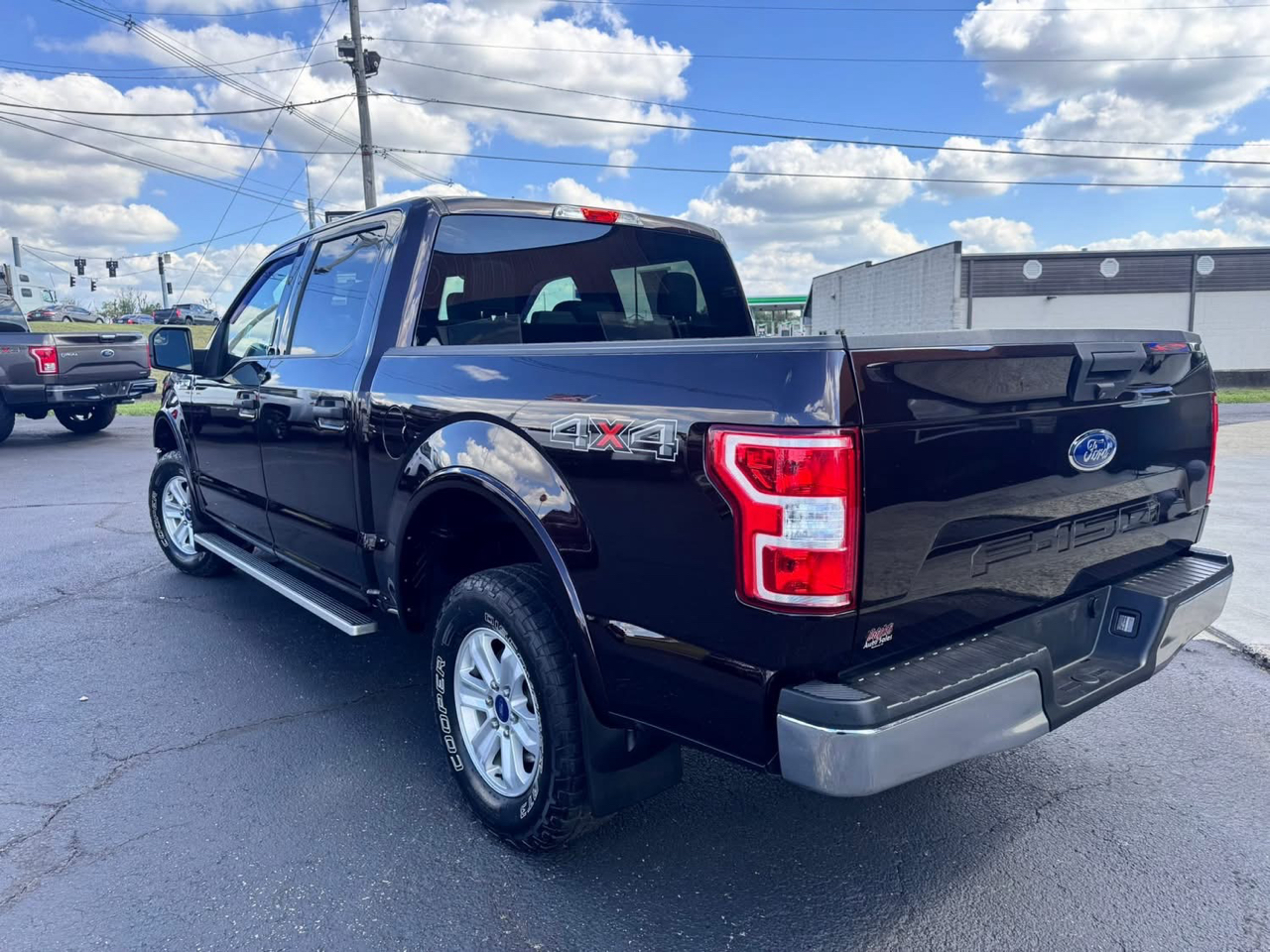 Ford F-150 XLT 4WD SuperCrew 5.5' Box 2018 Ford F-150 XLT 4WD SuperCrew 5.5' Box 2018