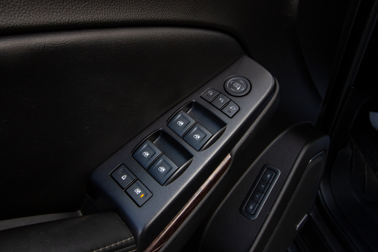 GMC Yukon 4WD 4dr SLT 2019