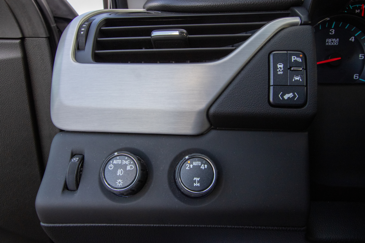 GMC Yukon 4WD 4dr SLT 2019