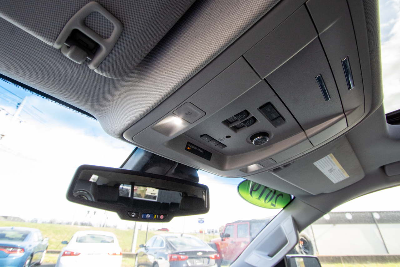 GMC Yukon 4WD 4dr SLT 2019