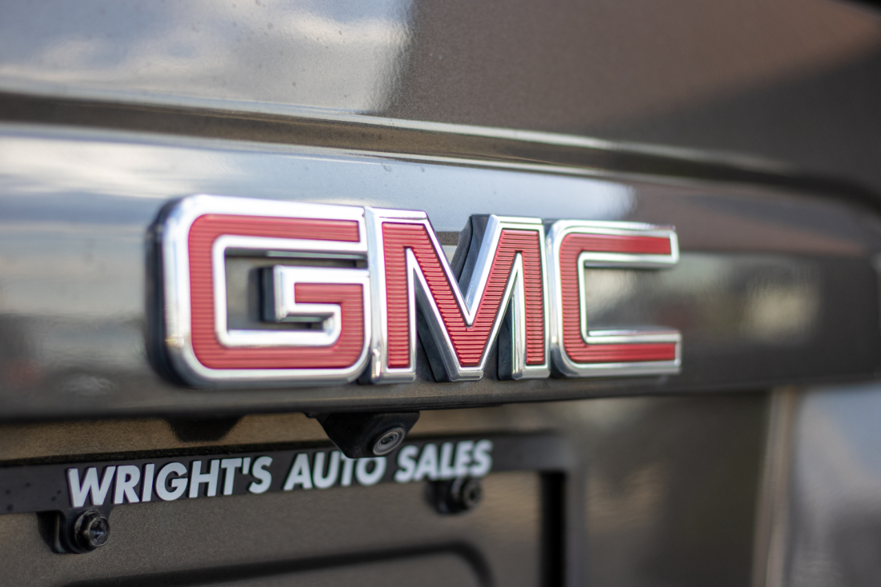 GMC Yukon 4WD 4dr SLT 2019