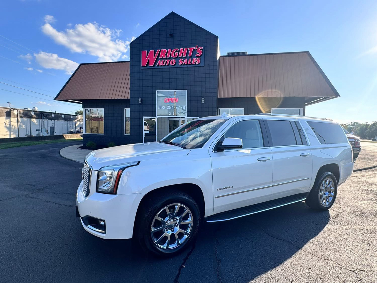 GMC Yukon XL 4WD 4dr Denali 2015 GMC Yukon XL 4WD 4dr Denali 2015