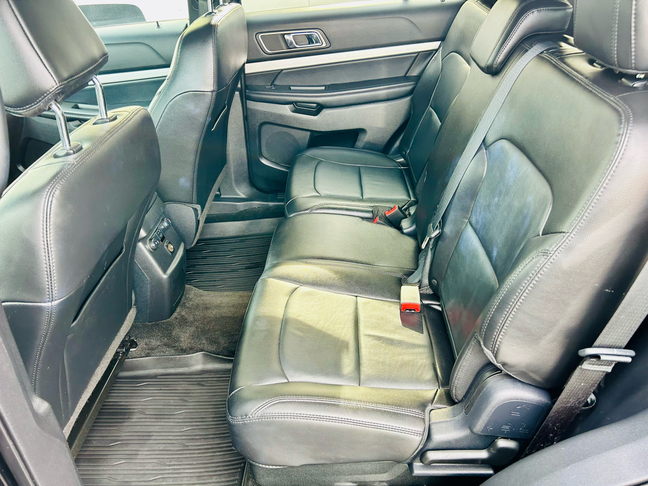Ford Explorer XLT 4WD 2017 Ford Explorer XLT 4WD 2017