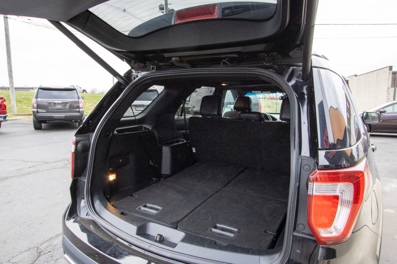 Ford Explorer XLT 4WD 2017