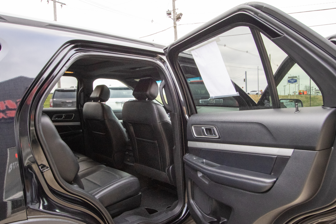 Ford Explorer XLT 4WD 2017