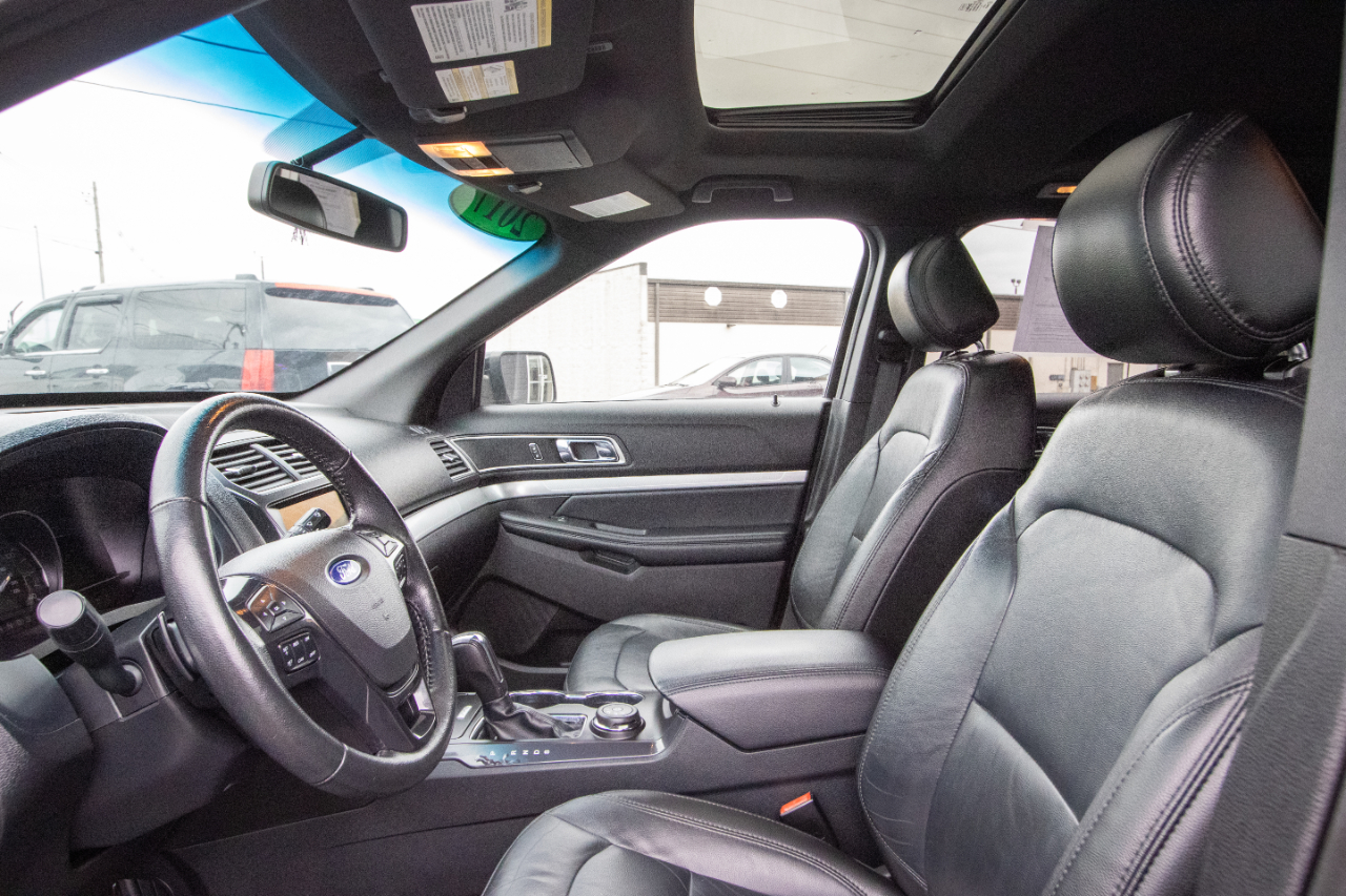 Ford Explorer XLT 4WD 2017