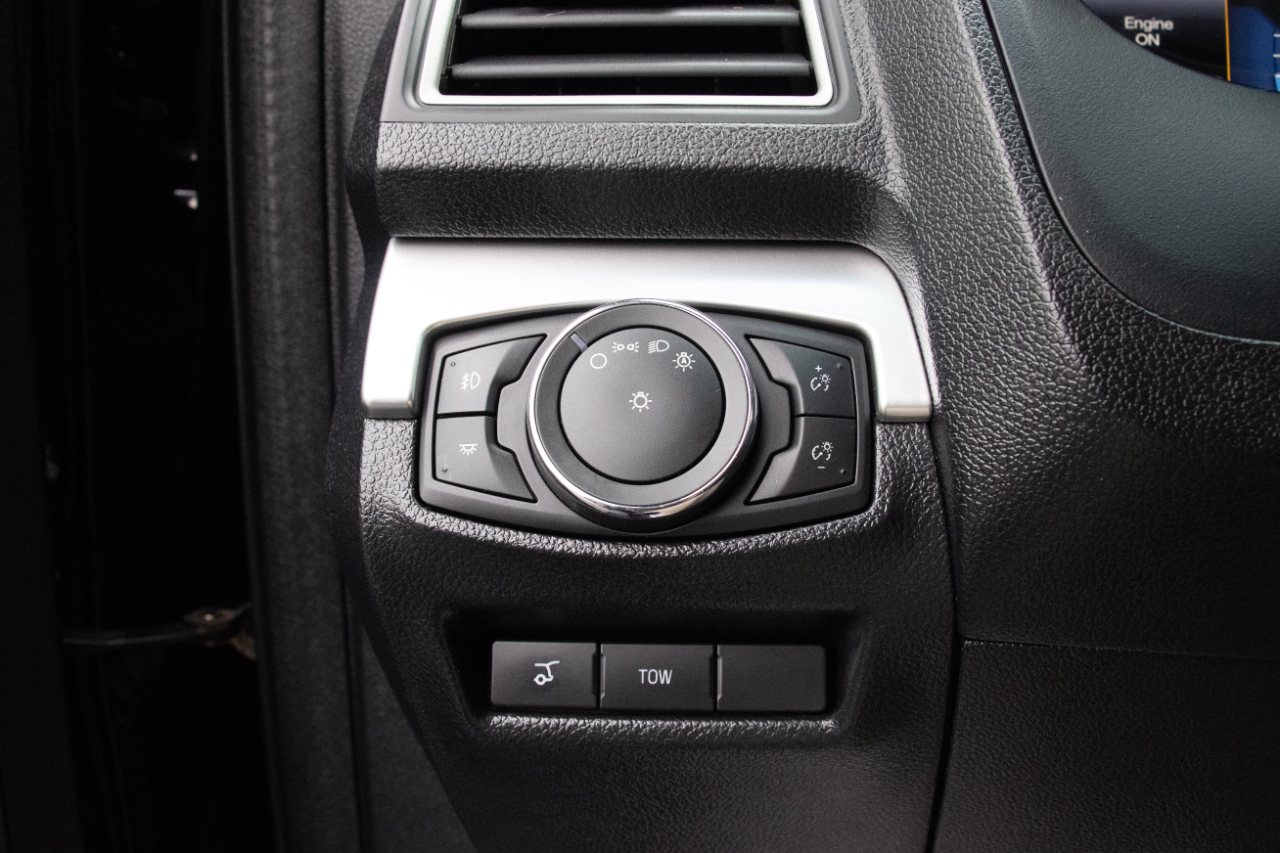 Ford Explorer XLT 4WD 2017