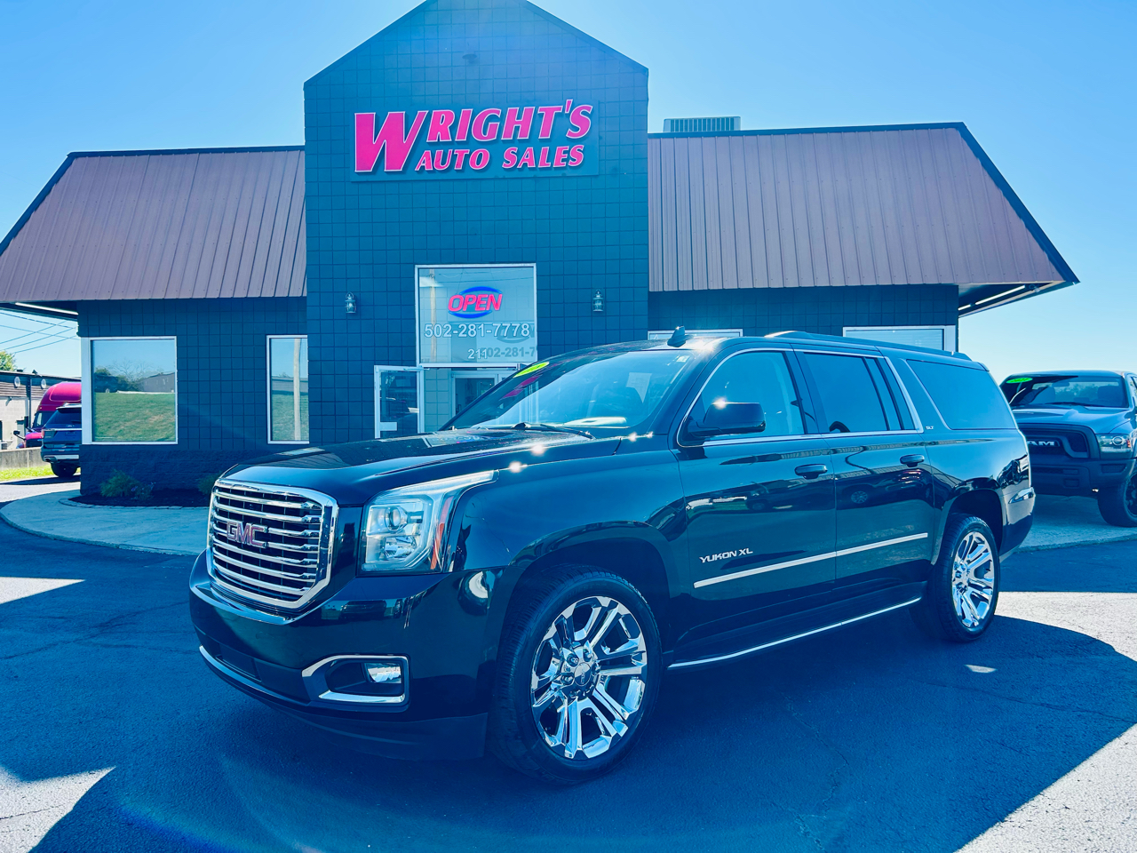 GMC Yukon XL 4WD 4dr SLT 2018 GMC Yukon XL 4WD 4dr SLT 2018