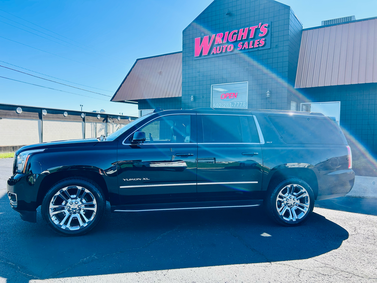 GMC Yukon XL 4WD 4dr SLT 2018 GMC Yukon XL 4WD 4dr SLT 2018