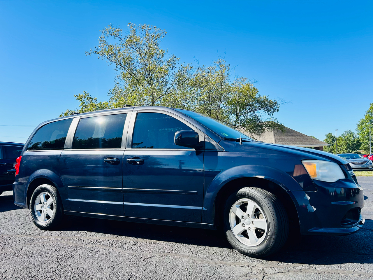 Dodge Grand Caravan 4dr Wgn SXT 2012 Dodge Grand Caravan 4dr Wgn SXT 2012