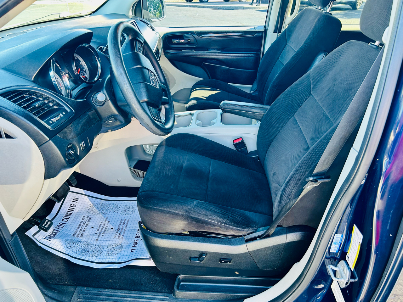 Dodge Grand Caravan 4dr Wgn SXT 2012 Dodge Grand Caravan 4dr Wgn SXT 2012