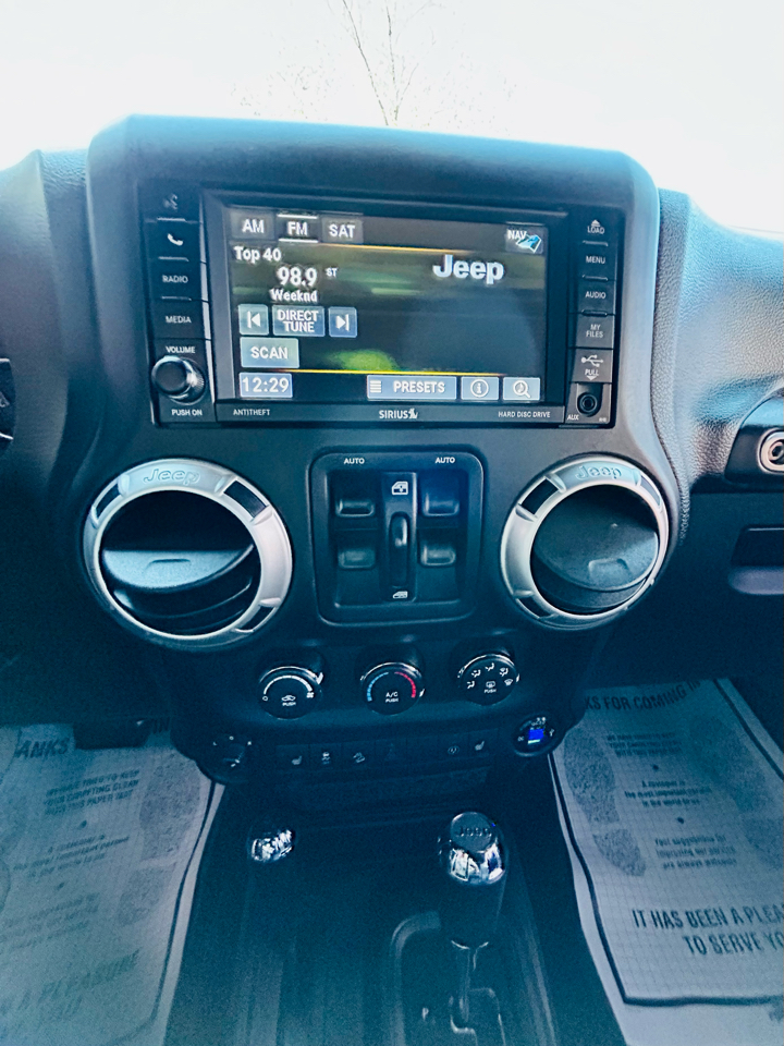 Jeep Wrangler Unlimited 4WD 4dr Rubicon 2017 Jeep Wrangler Unlimited 4WD 4dr Rubicon 2017