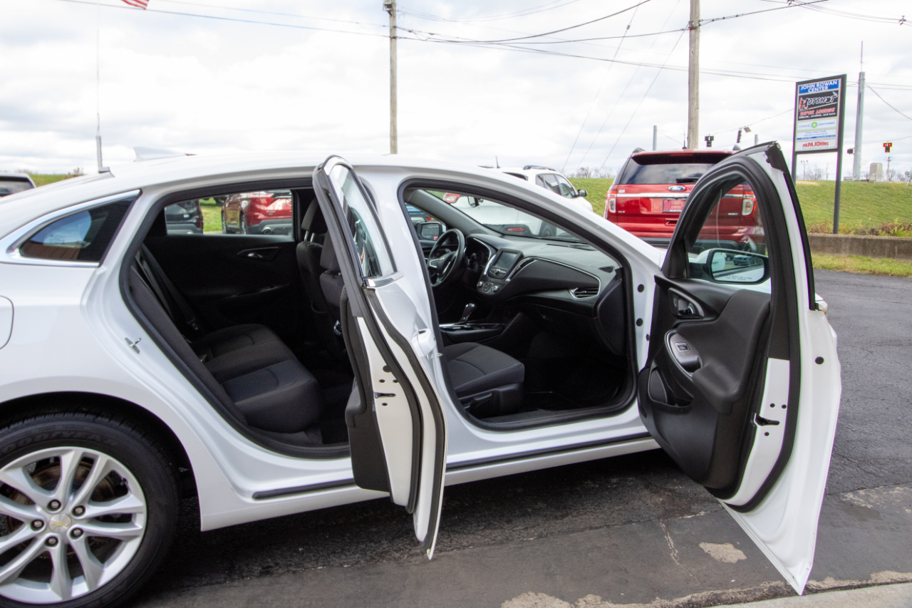Chevrolet Malibu 4dr Sdn LT w/1LT 2018
