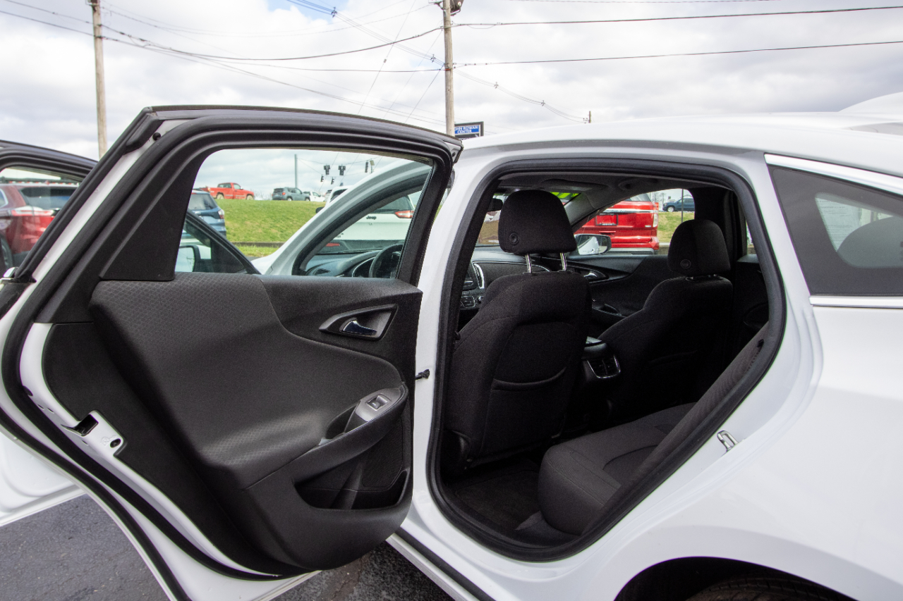 Chevrolet Malibu 4dr Sdn LT w/1LT 2018