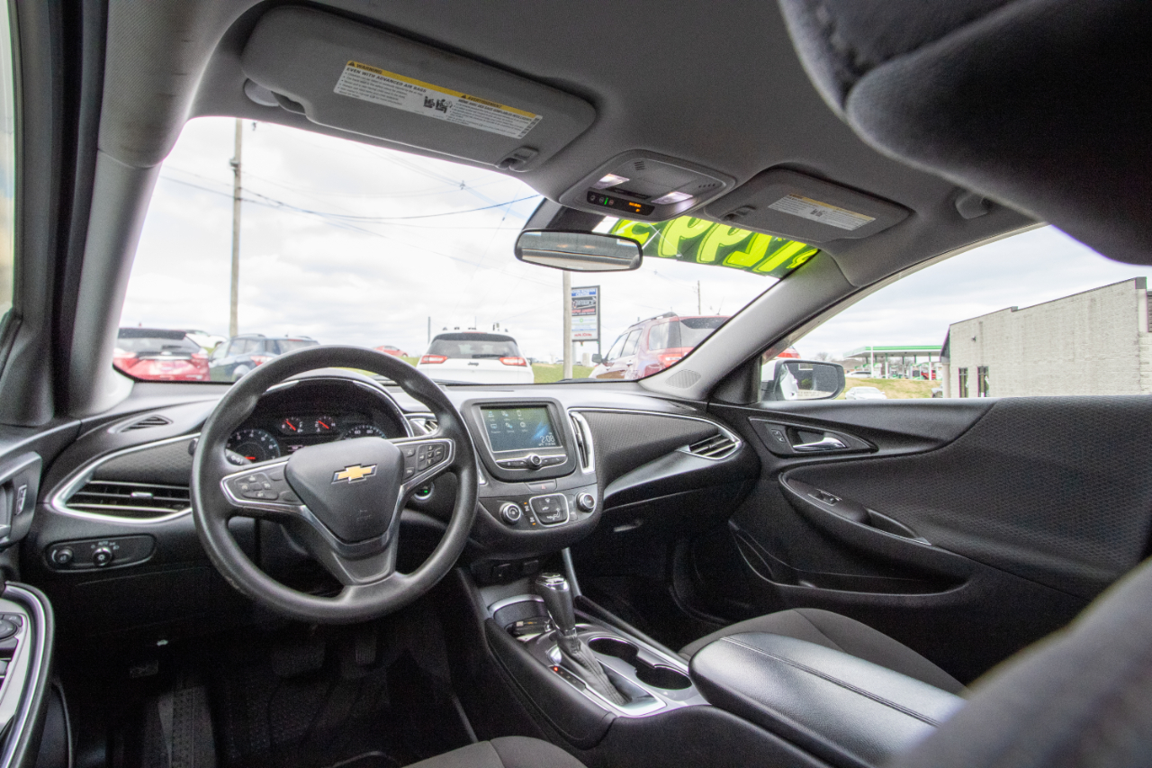 Chevrolet Malibu 4dr Sdn LT w/1LT 2018