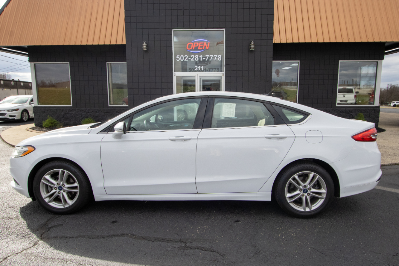 Ford Fusion SE FWD 2018