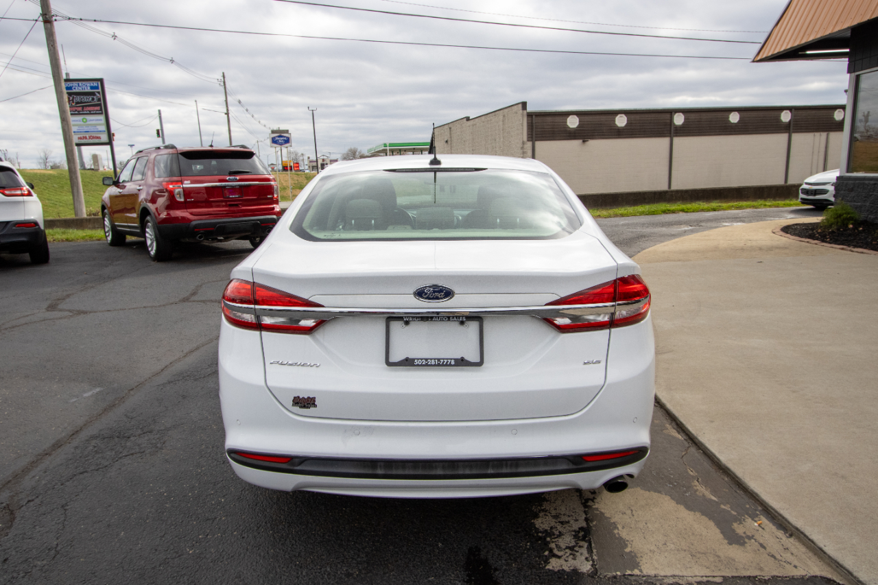 Ford Fusion SE FWD 2018