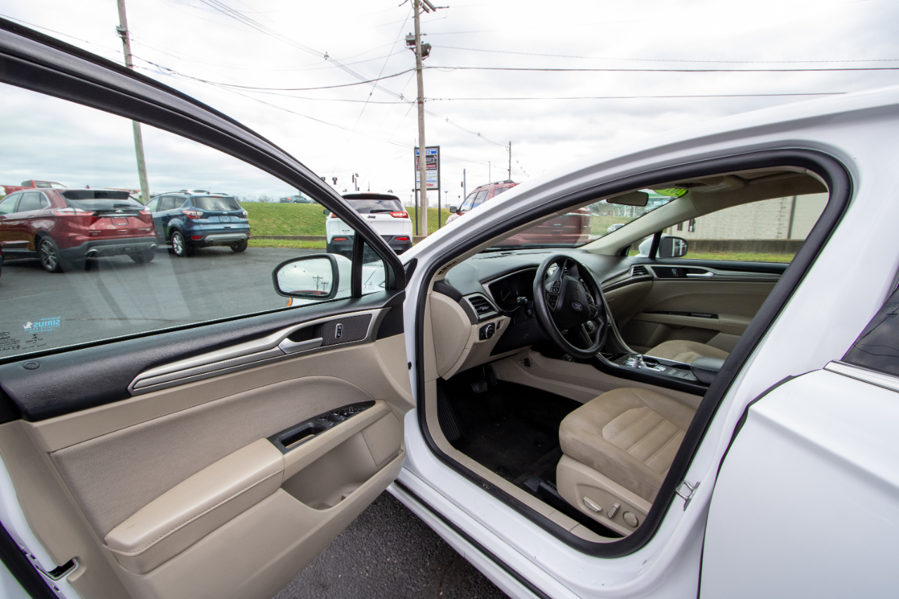Ford Fusion SE FWD 2018