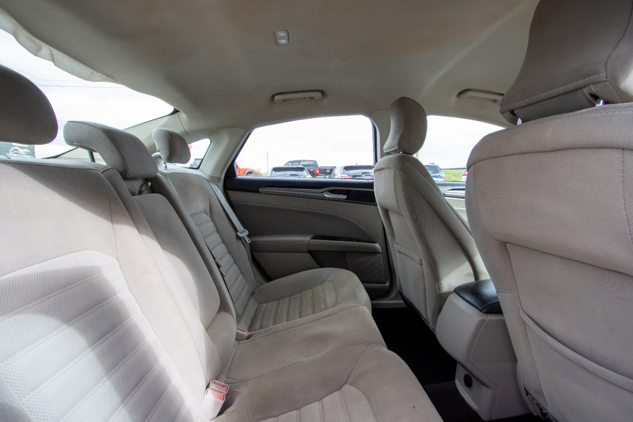 Ford Fusion SE FWD 2018