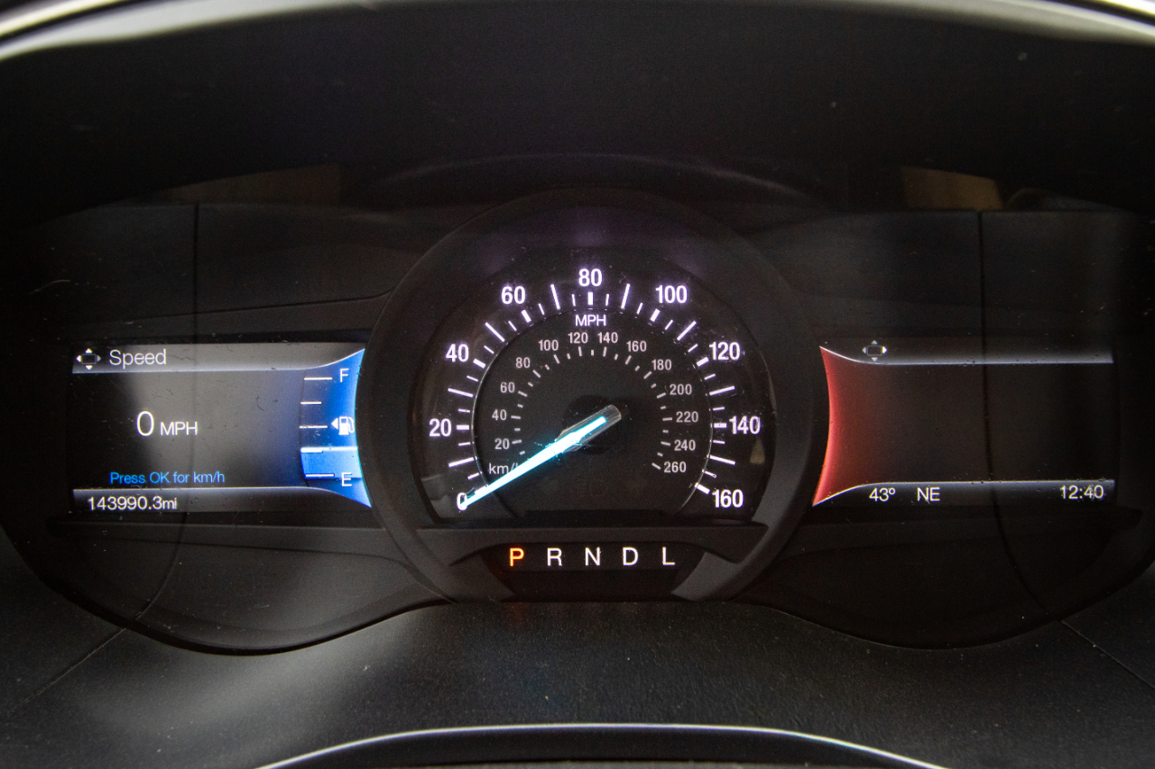 Ford Fusion SE FWD 2018