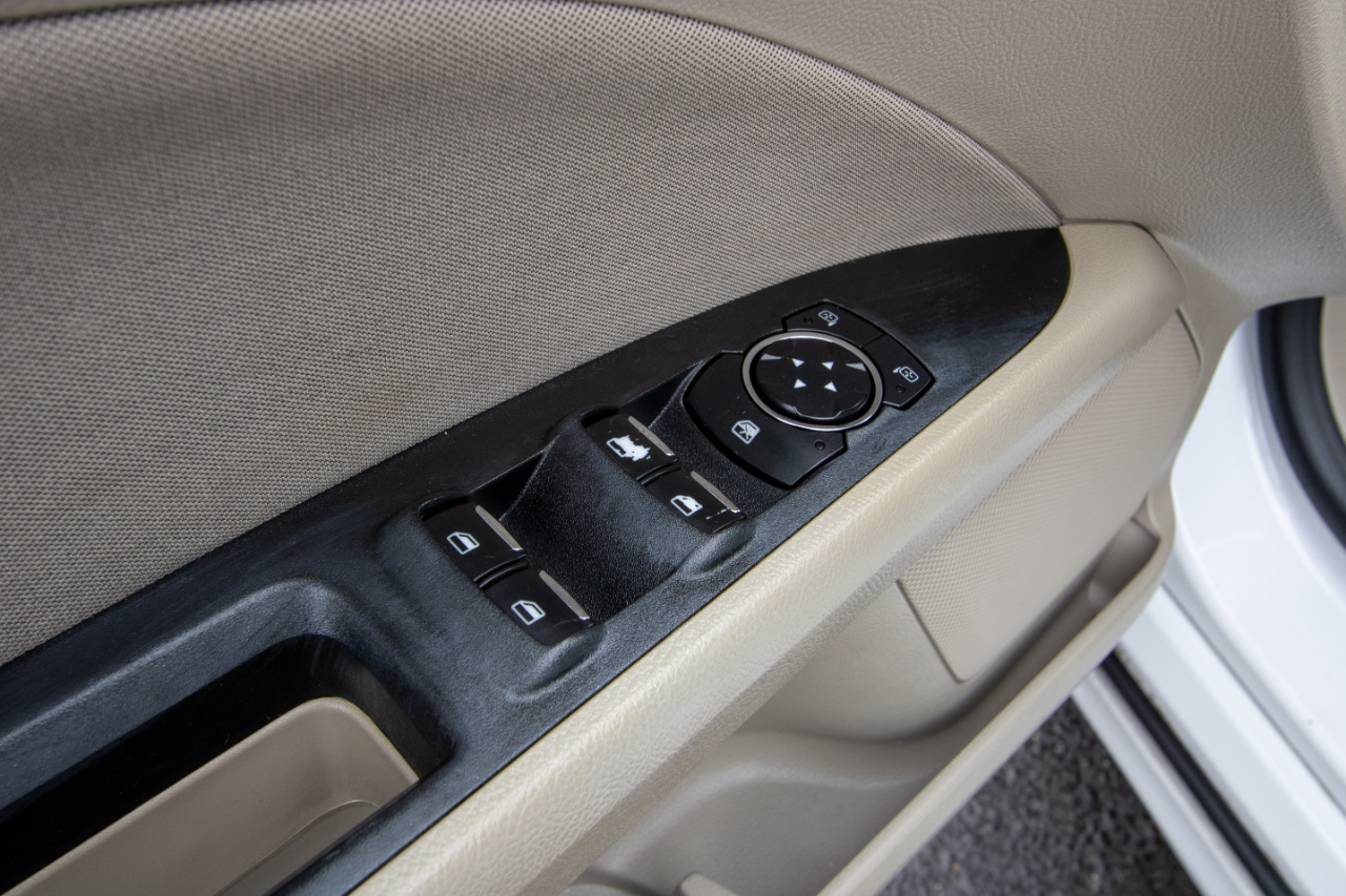 Ford Fusion SE FWD 2018