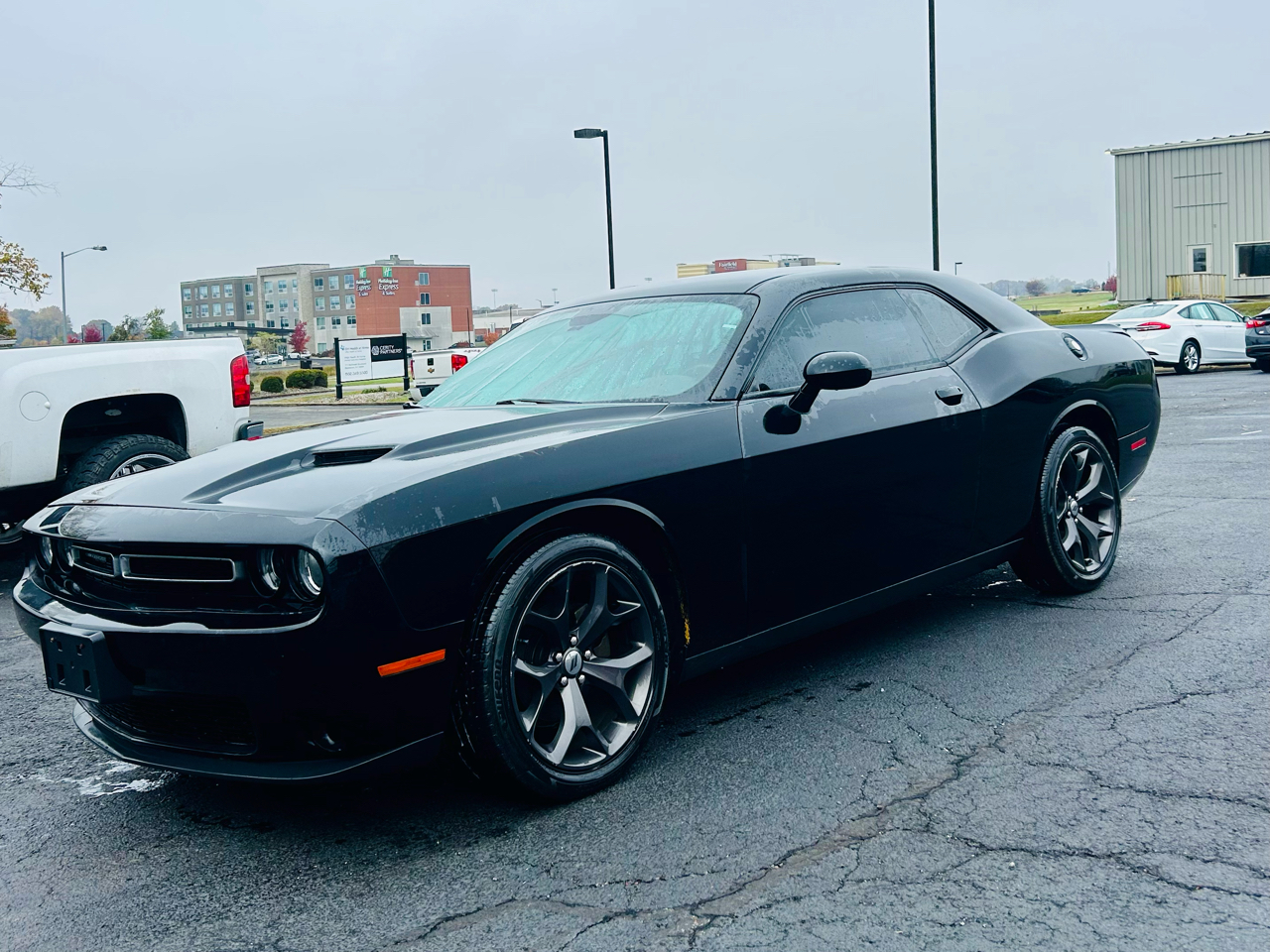 2017 Dodge Challenger SXT Coupe
