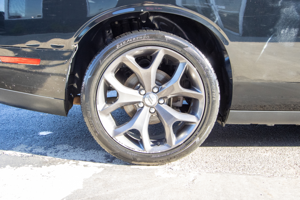 Dodge Challenger SXT Coupe 2017