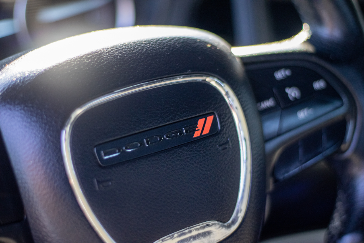 Dodge Challenger SXT Coupe 2017