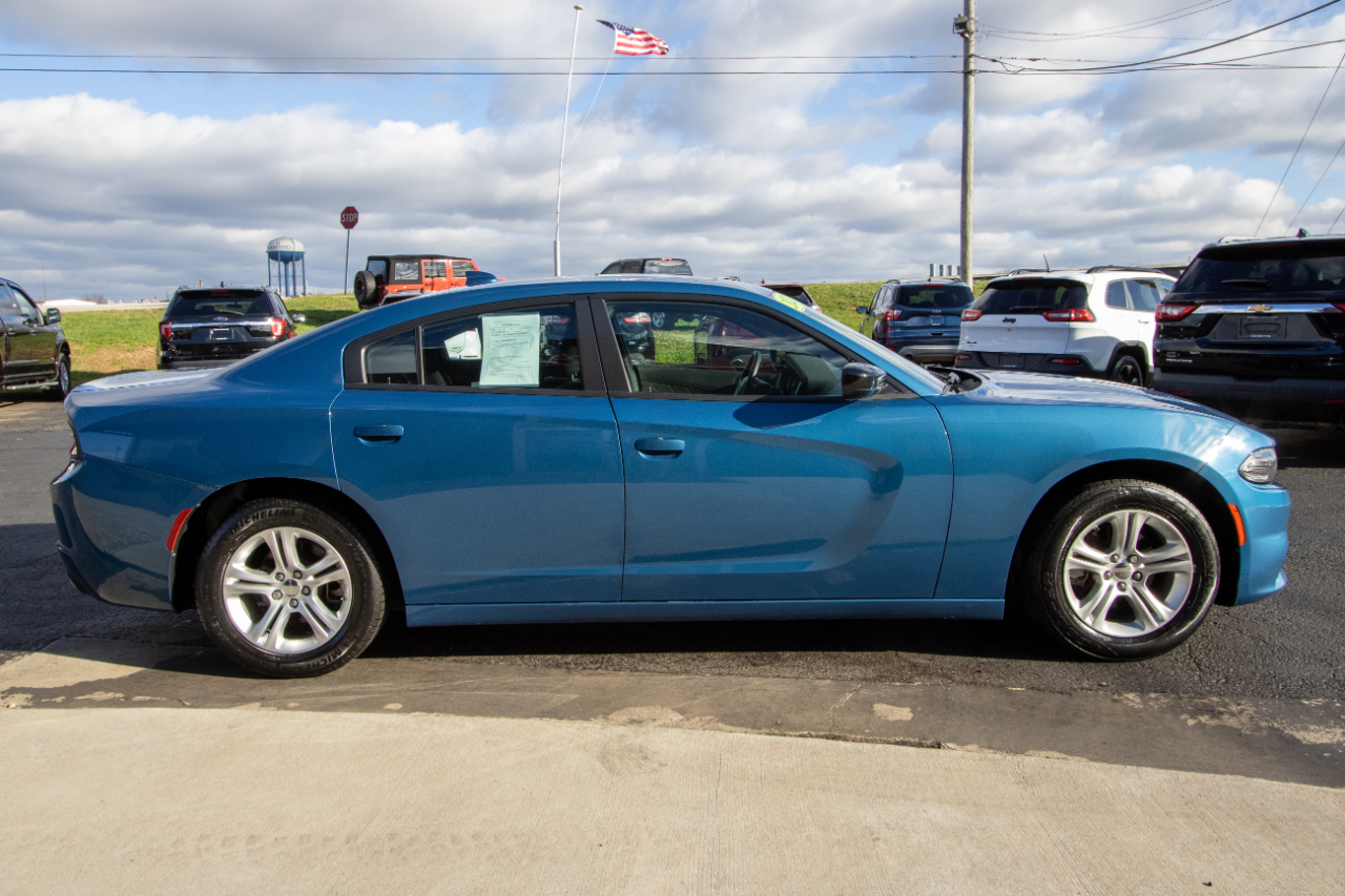 Dodge Charger SXT Plus 4D Sedan 2023