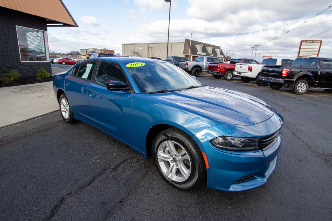 Dodge Charger SXT Plus 4D Sedan 2023