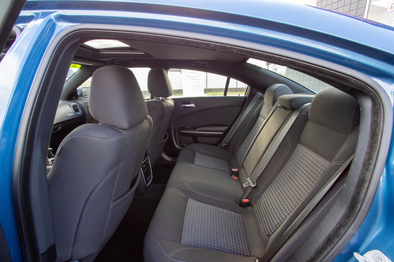 Dodge Charger SXT Plus 4D Sedan 2023