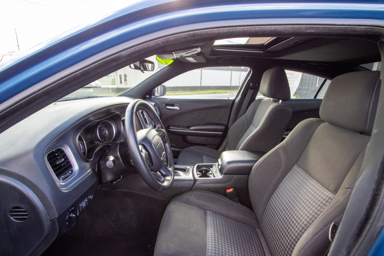 Dodge Charger SXT Plus 4D Sedan 2023