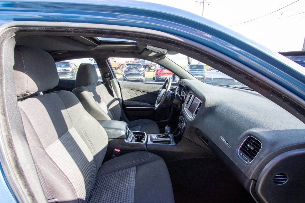 Dodge Charger SXT Plus 4D Sedan 2023