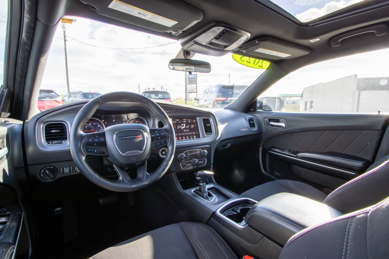 Dodge Charger SXT Plus 4D Sedan 2023