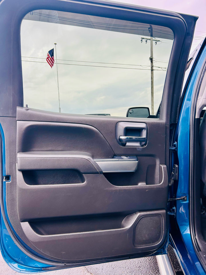 Chevrolet Silverado 1500 4WD Crew Cab 143.5" LT w/1LT 2018