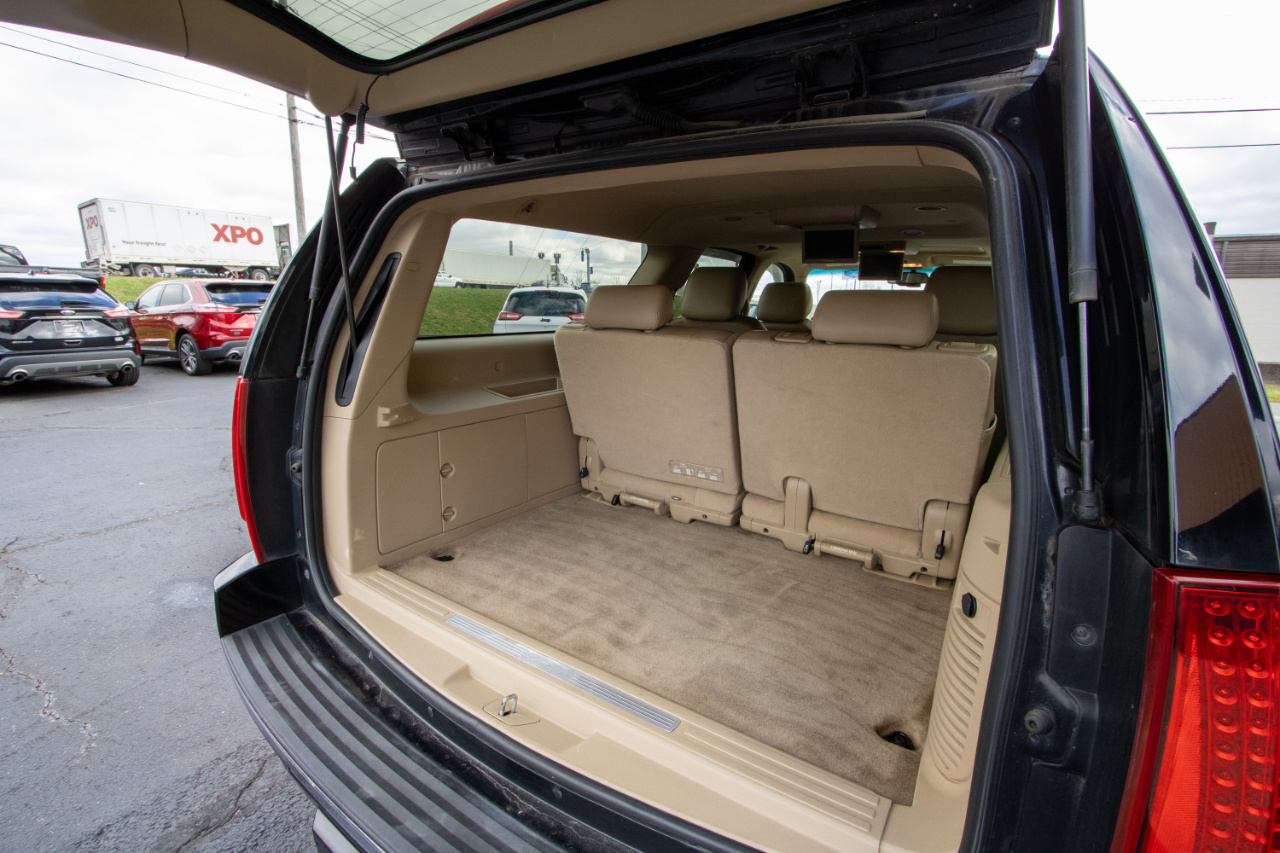 Cadillac Escalade ESV AWD 4dr Premium 2011