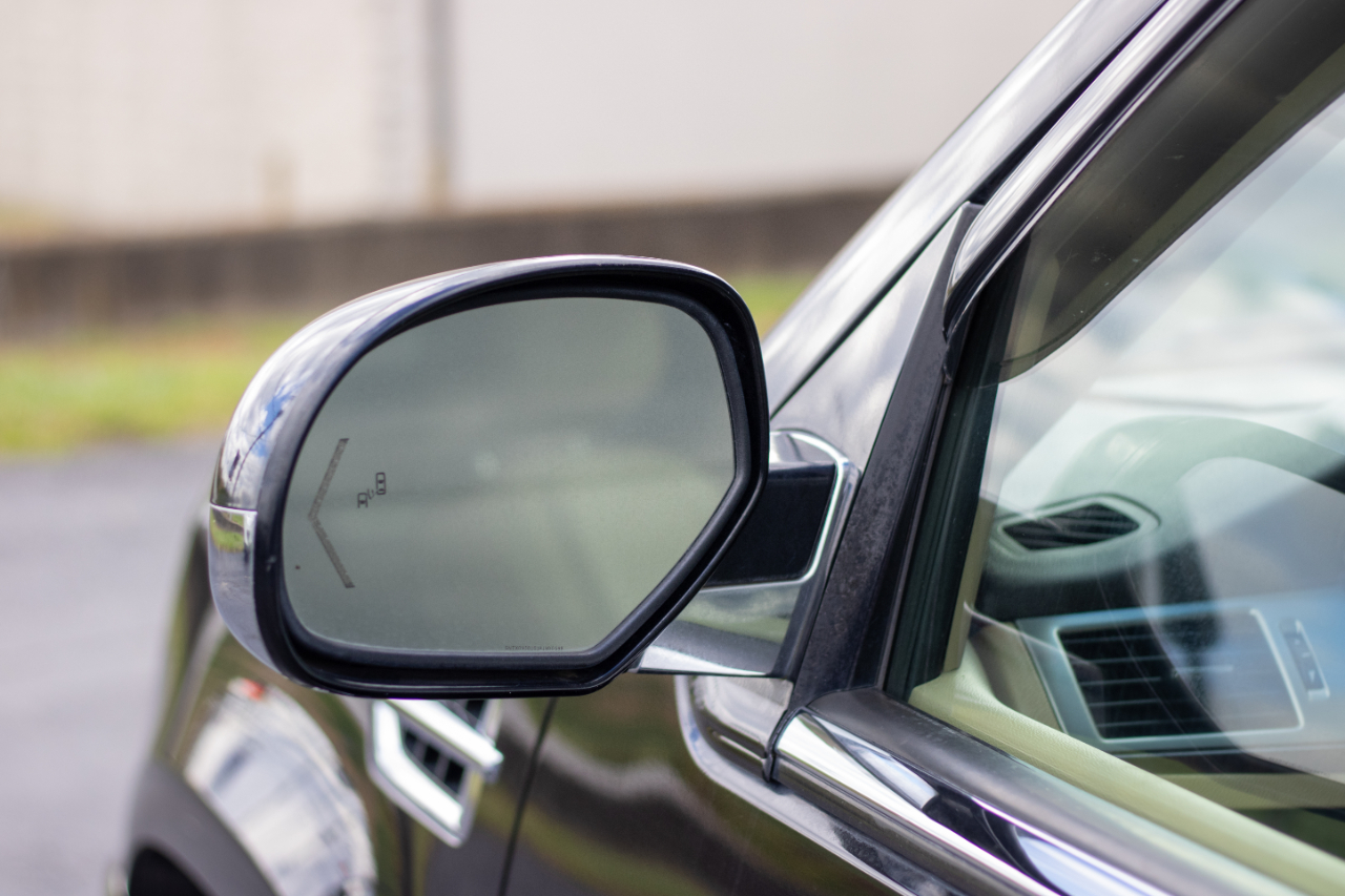 Cadillac Escalade ESV AWD 4dr Premium 2011