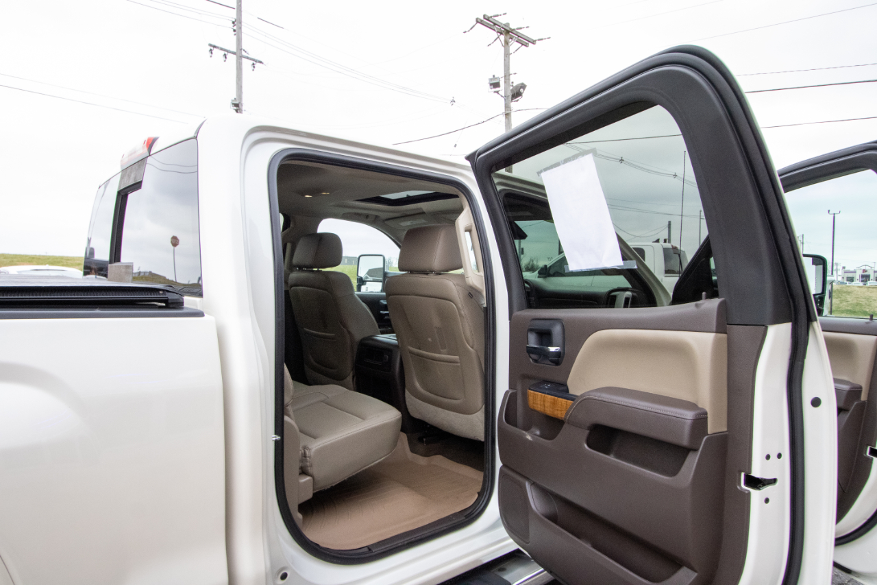 GMC Sierra 1500 4WD Crew Cab 143.5" SLT 2015