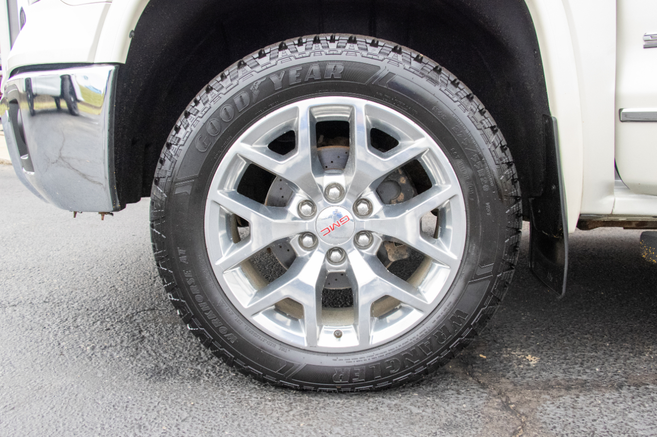 GMC Sierra 1500 4WD Crew Cab 143.5" SLT 2015