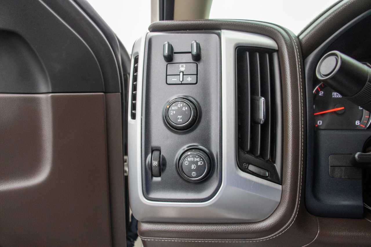 GMC Sierra 1500 4WD Crew Cab 143.5" SLT 2015