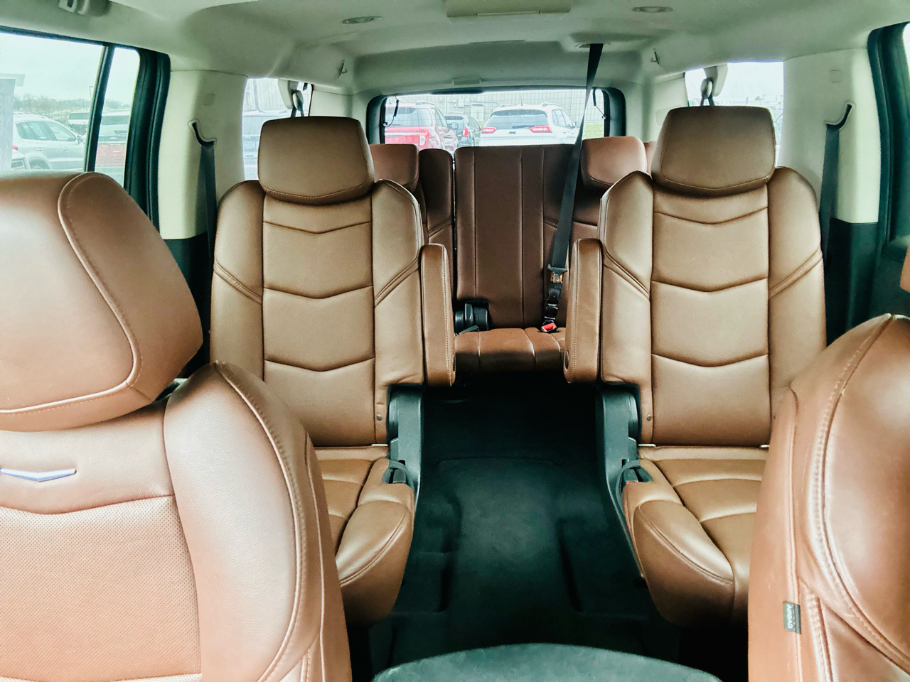 Cadillac Escalade ESV 4WD 4dr Premium Collection 2016