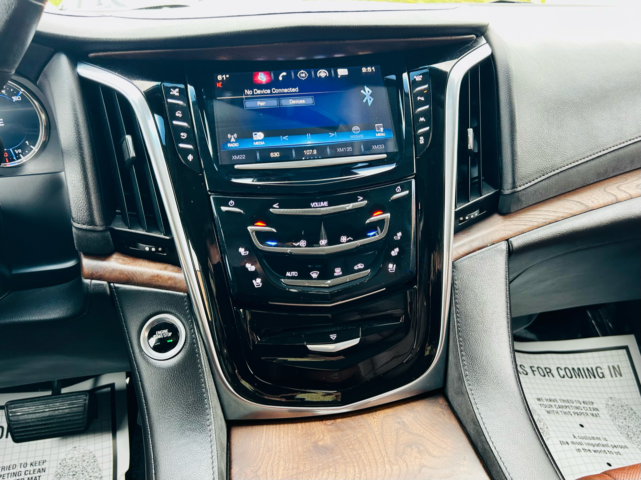 Cadillac Escalade ESV 4WD 4dr Premium Collection 2016