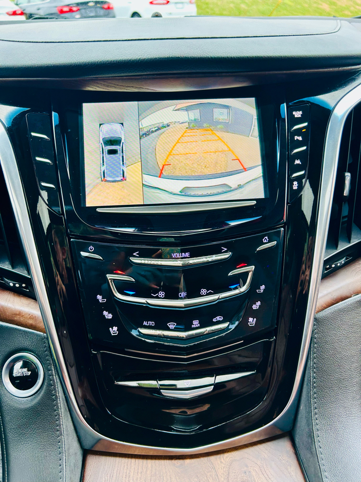 Cadillac Escalade ESV 4WD 4dr Premium Collection 2016