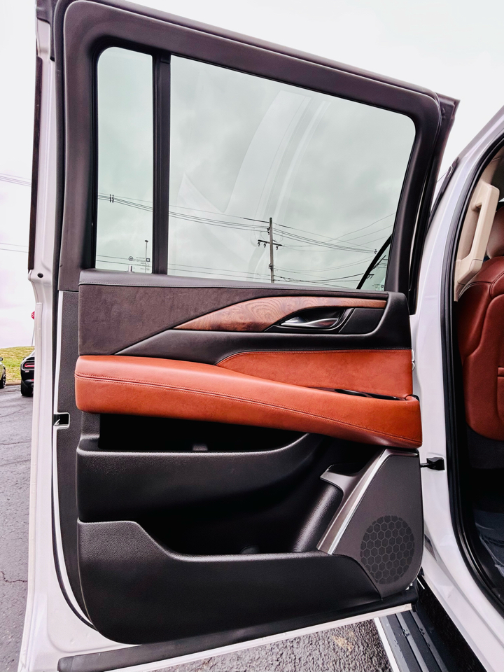 Cadillac Escalade ESV 4WD 4dr Premium Collection 2016