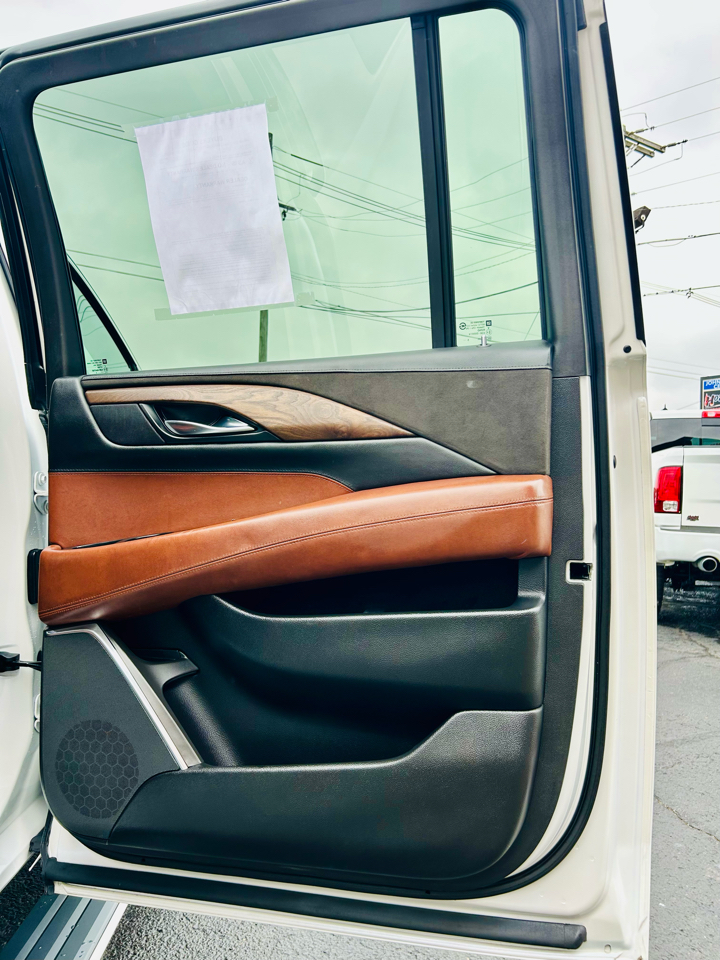 Cadillac Escalade ESV 4WD 4dr Premium Collection 2016