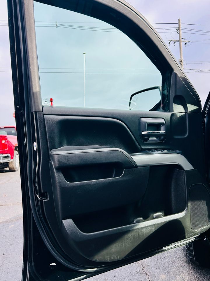 Chevrolet Silverado 1500 4WD Double Cab 143.5" LT w/2LT 2015