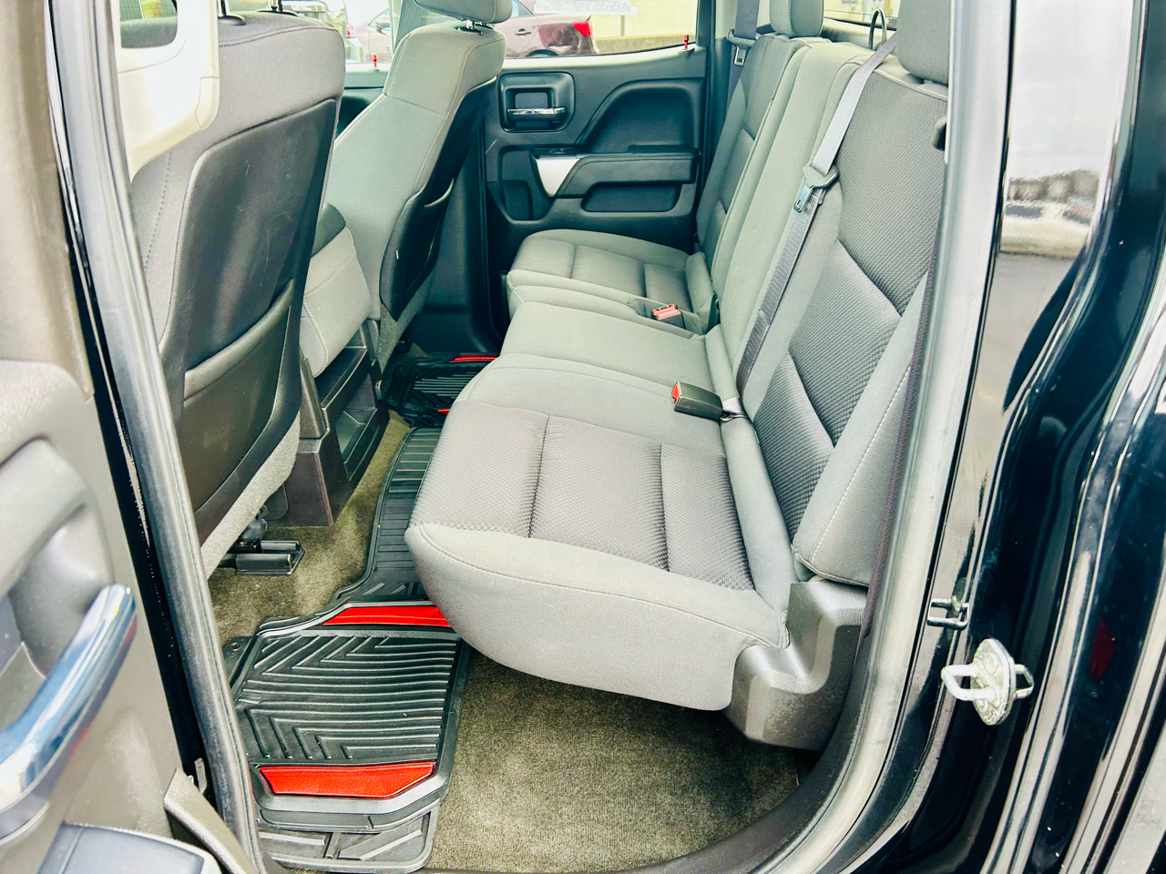 Chevrolet Silverado 1500 4WD Double Cab 143.5" LT w/2LT 2015