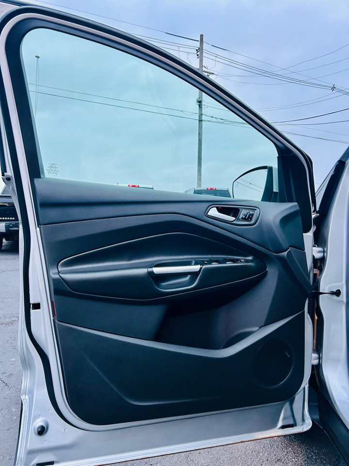 Ford Escape FWD 4dr Titanium 2016