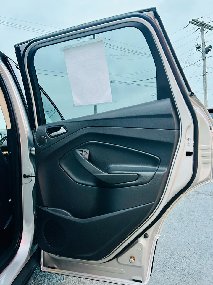 Ford Escape FWD 4dr Titanium 2016