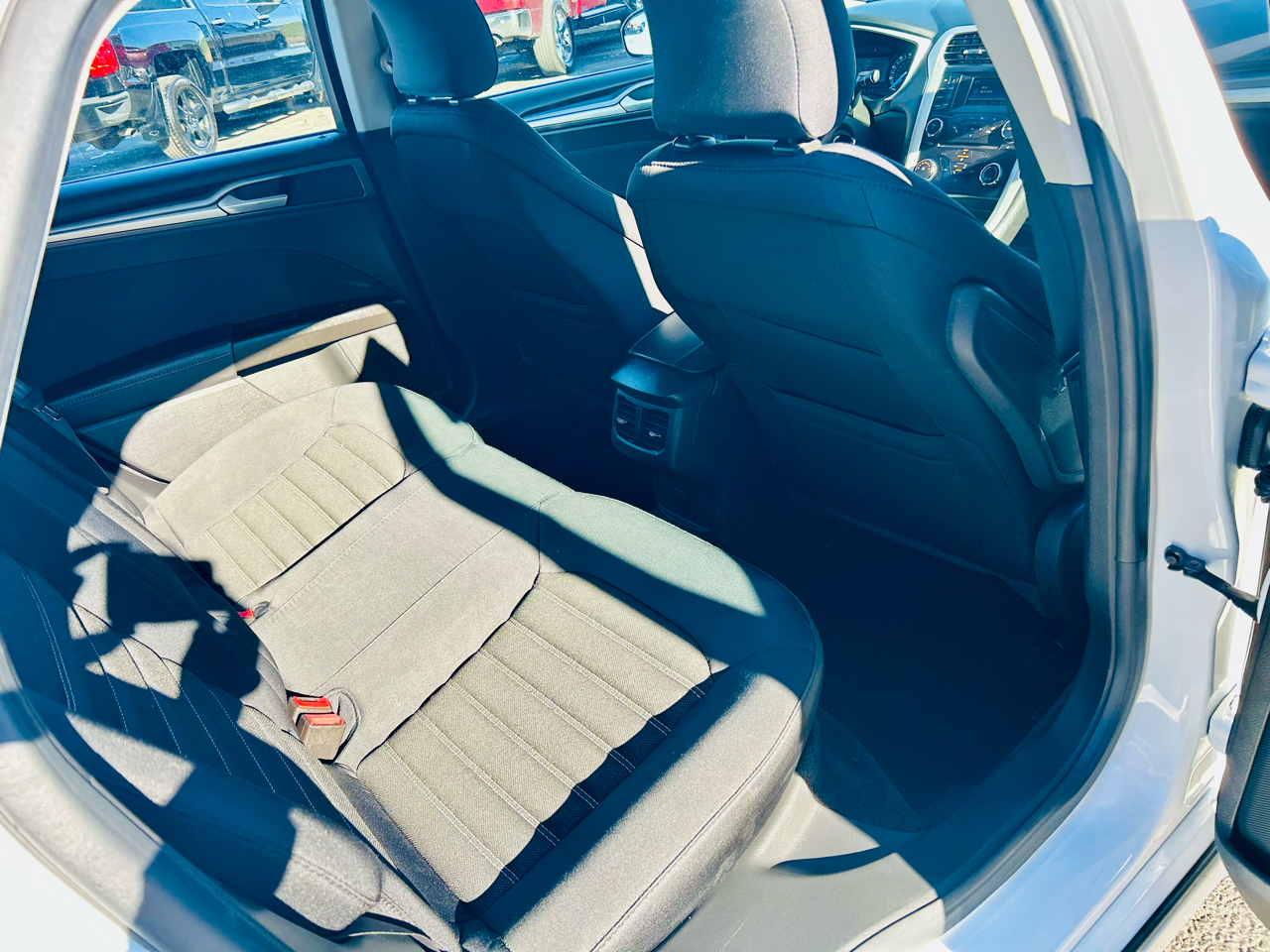 Ford Fusion 4dr Sdn SE FWD 2015